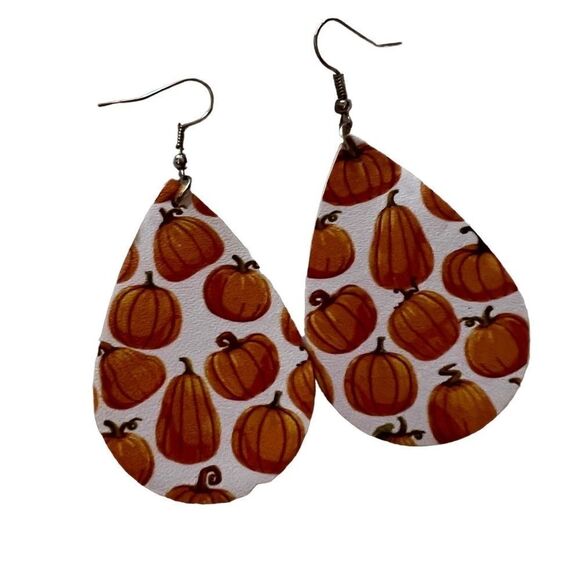 Pumpkins on White Leather Drop Shaped Earrings - Picture 3 of 3